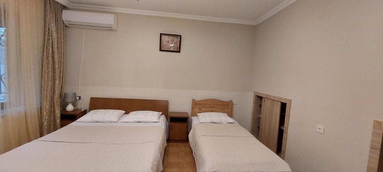 Geo Kutaisi Apartment ภายนอก รูปภาพ
